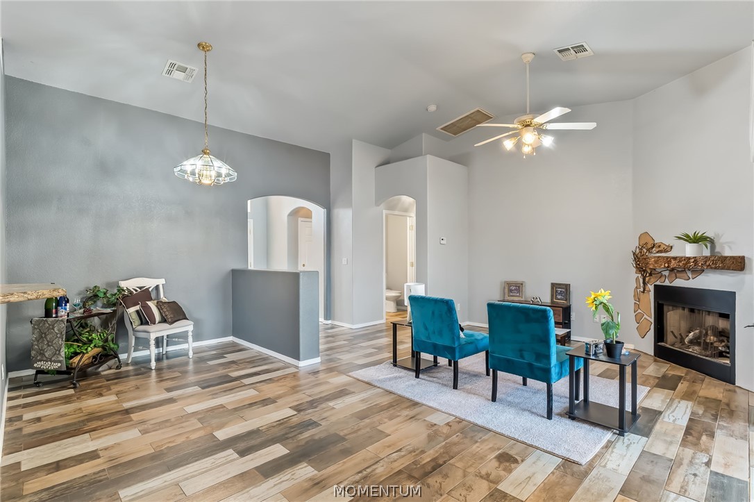 2077 E Los Lagos Drive