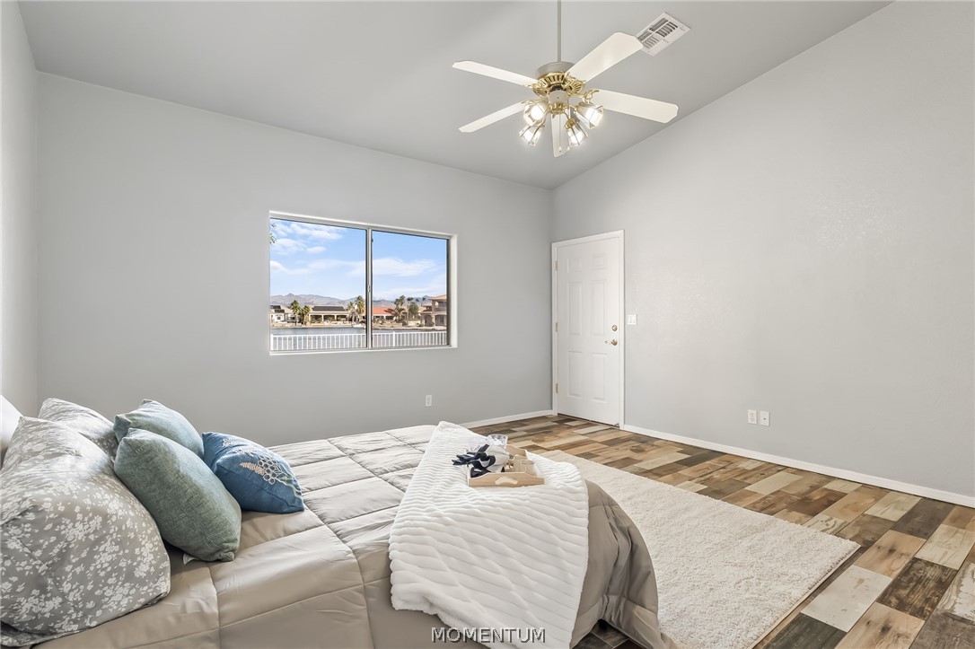 2077 E Los Lagos Drive