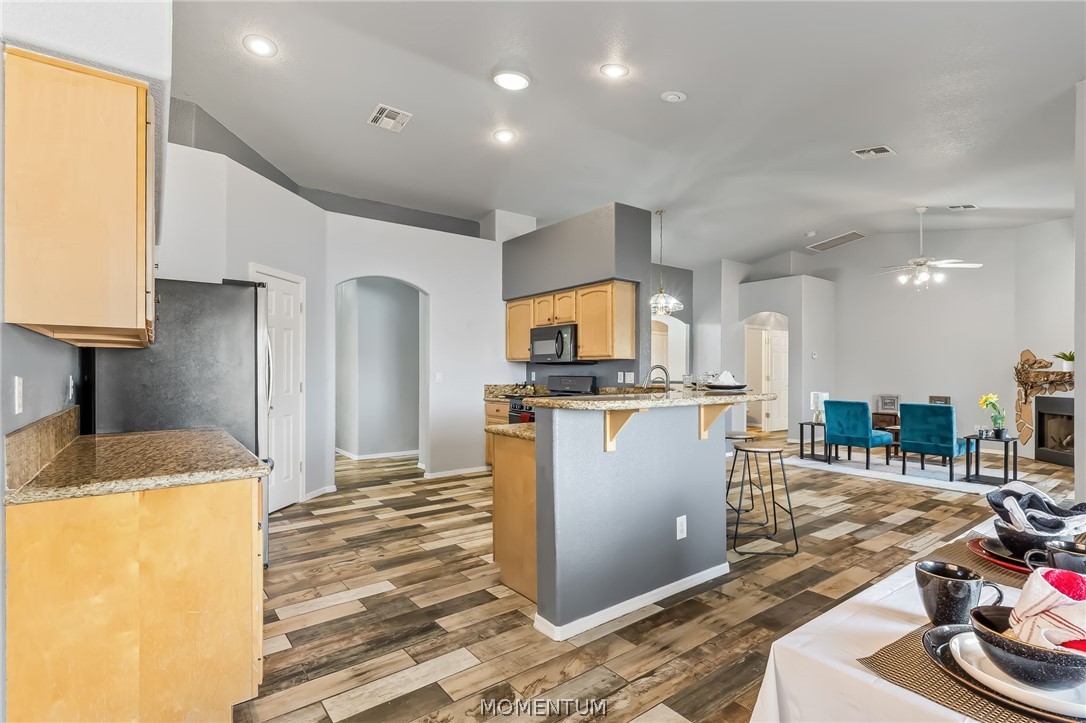 2077 E Los Lagos Drive