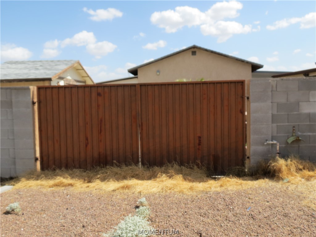 2309 N STALLION Road