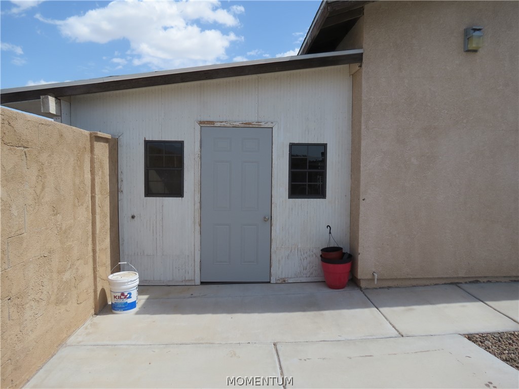 2309 N STALLION Road