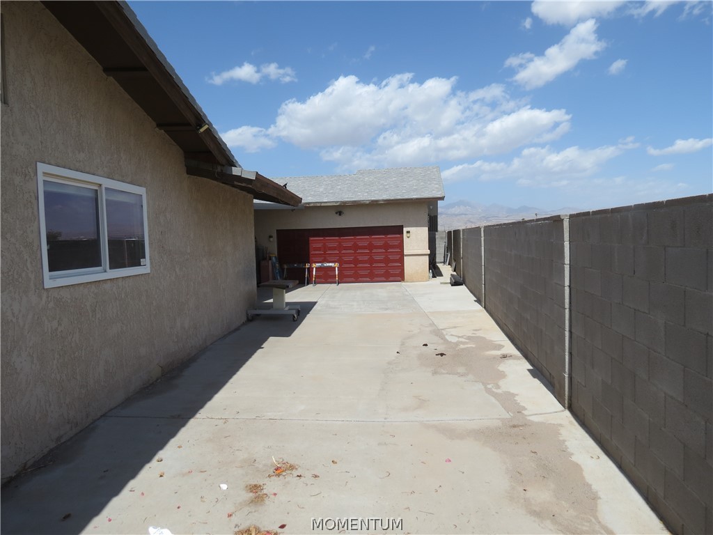 2309 N STALLION Road