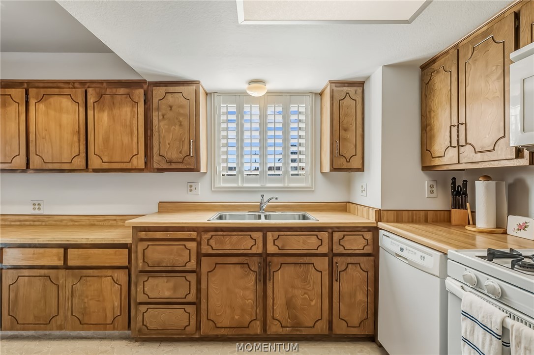 2454 Ripple Drive