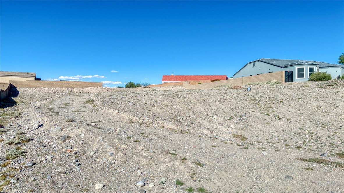 2881 Country Hills Road