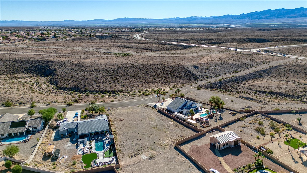 2881 Country Hills Road