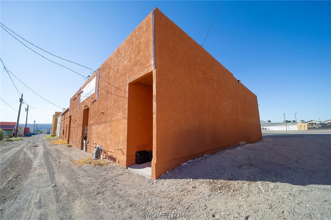 832 Gemstone Avenue