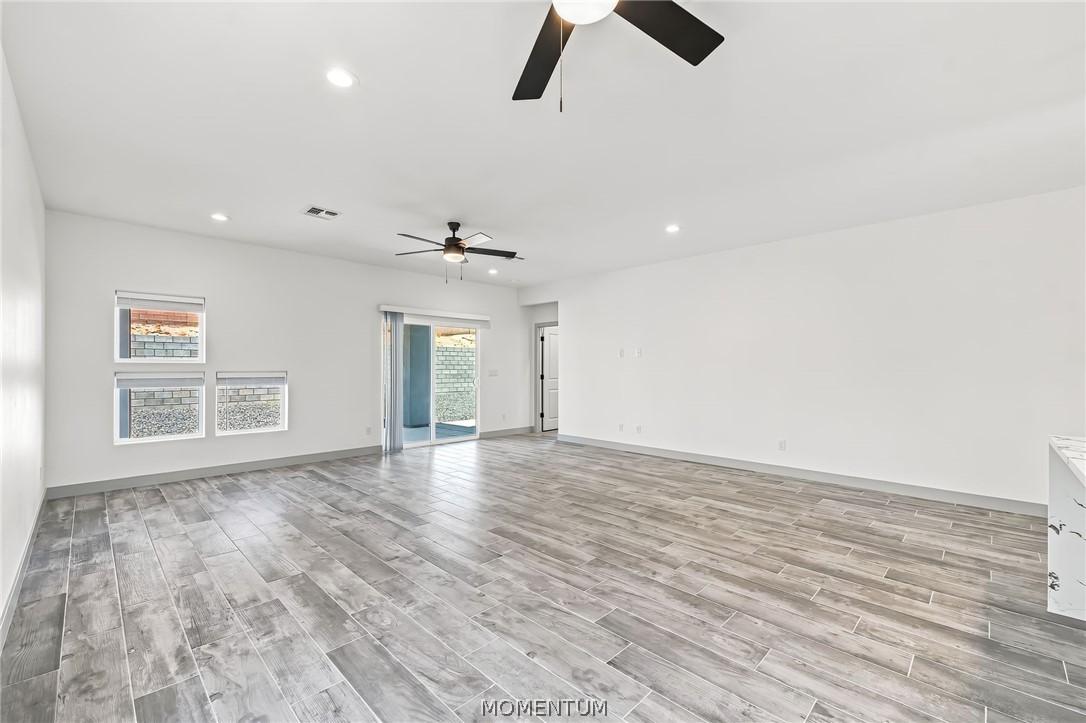 2157 E Hammer Lane