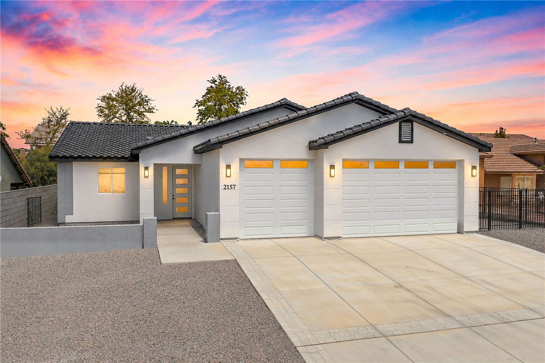 2157 E Hammer Lane