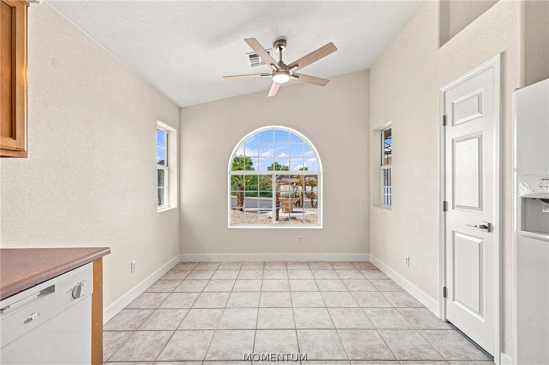 5544 S Club House Dr