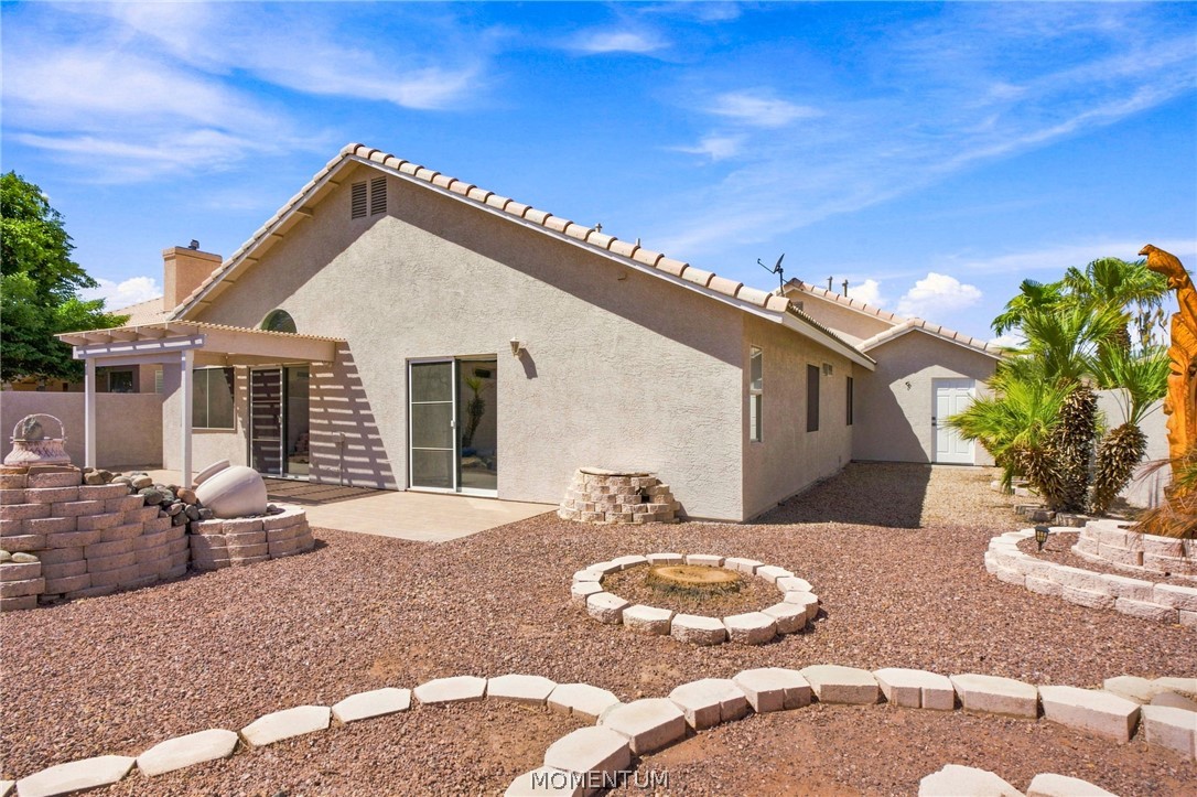 5544 S Club House Dr