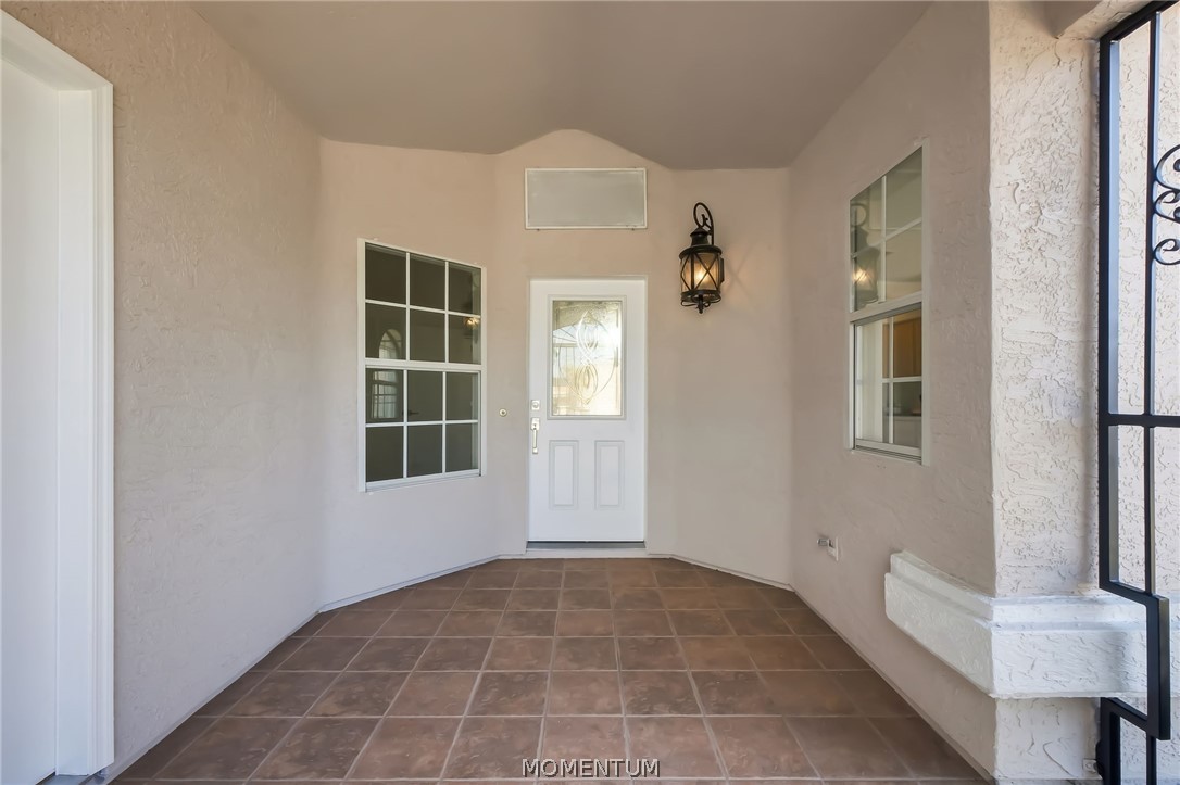 5544 S Club House Dr