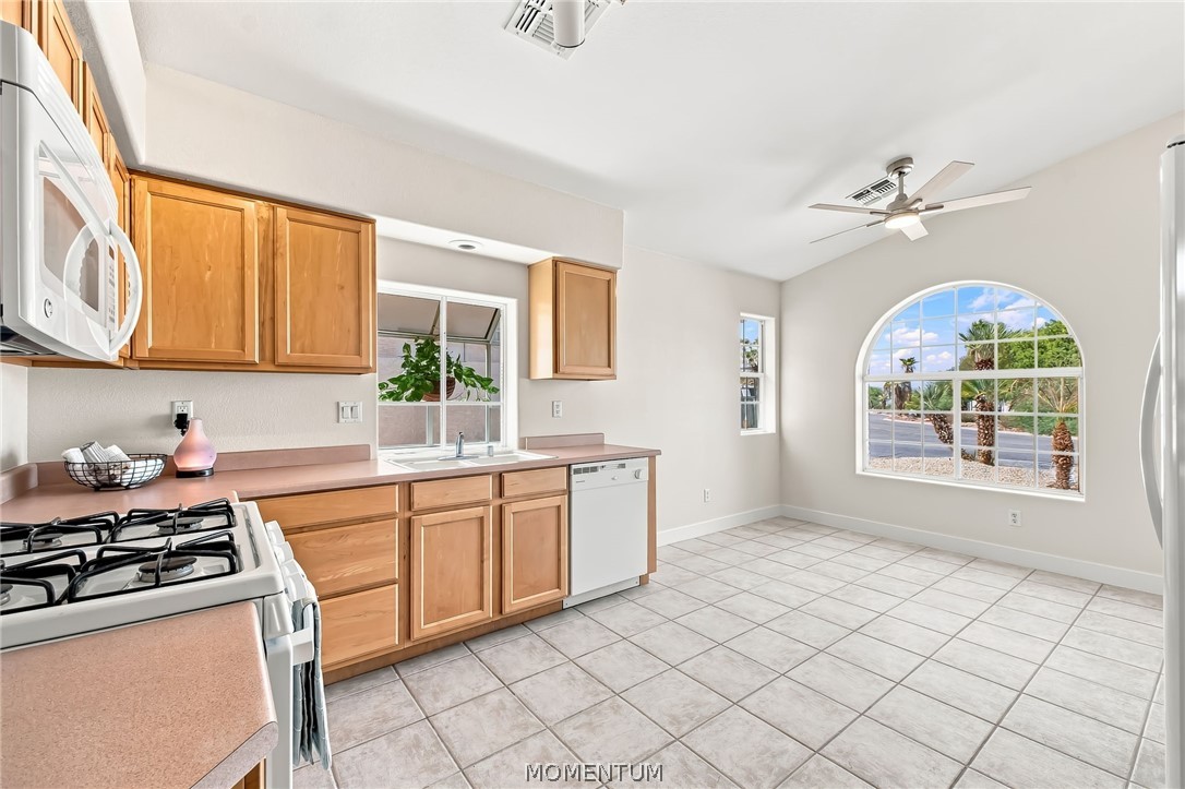 5544 S Club House Dr