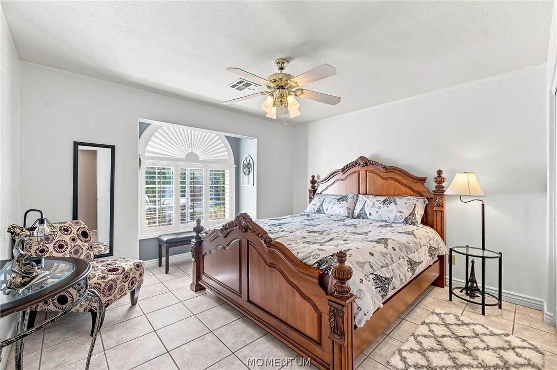 2875 Cresthill Drive