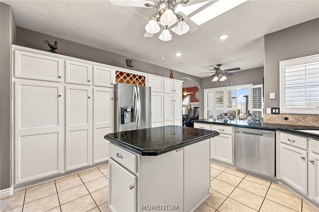 2875 Cresthill Drive