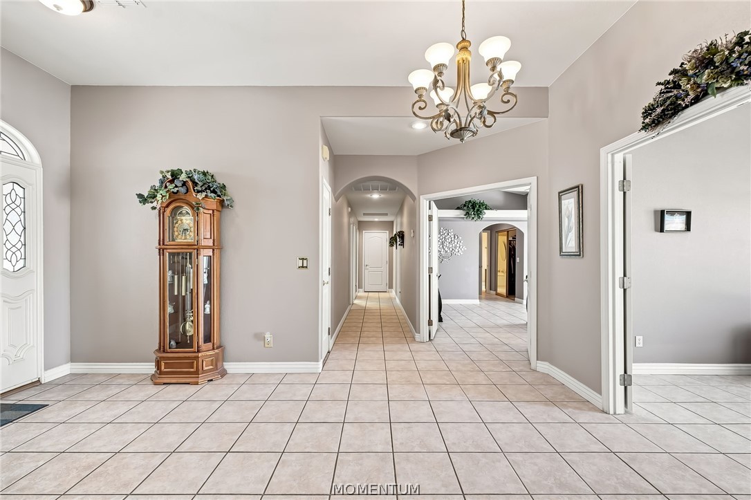 2875 Cresthill Drive