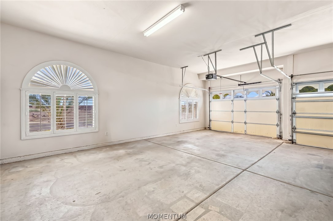 2875 Cresthill Drive