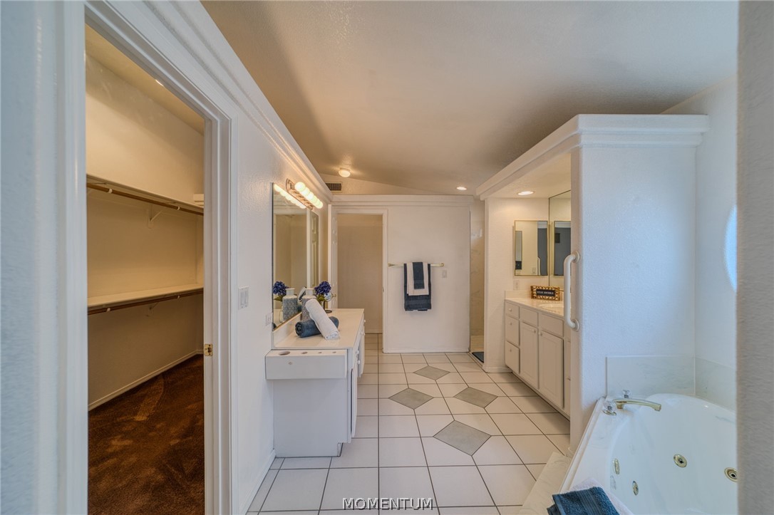 6090 S Bella Vista Drive