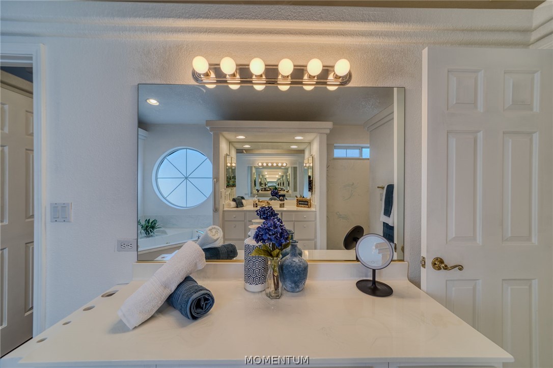 6090 S Bella Vista Drive