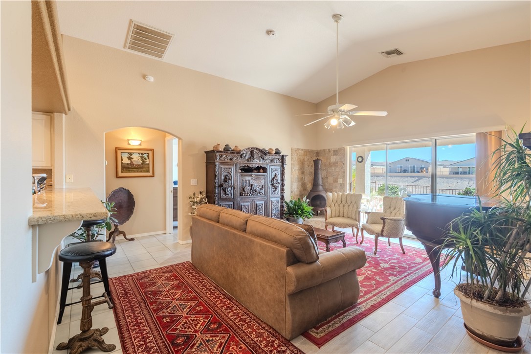 6090 S Bella Vista Drive