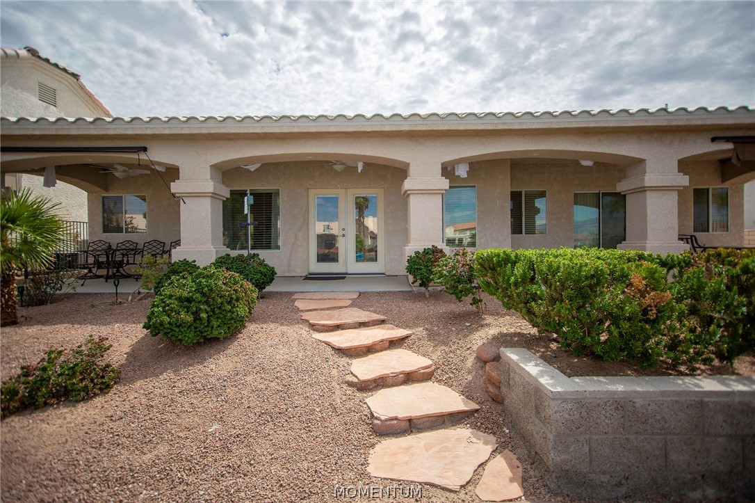 6107 S Los Lagos Circle
