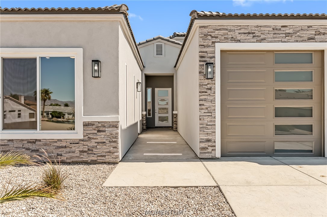 6136 Via Del Aqua Drive