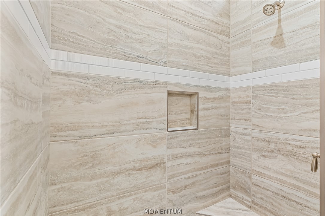 6136 Via Del Aqua Drive