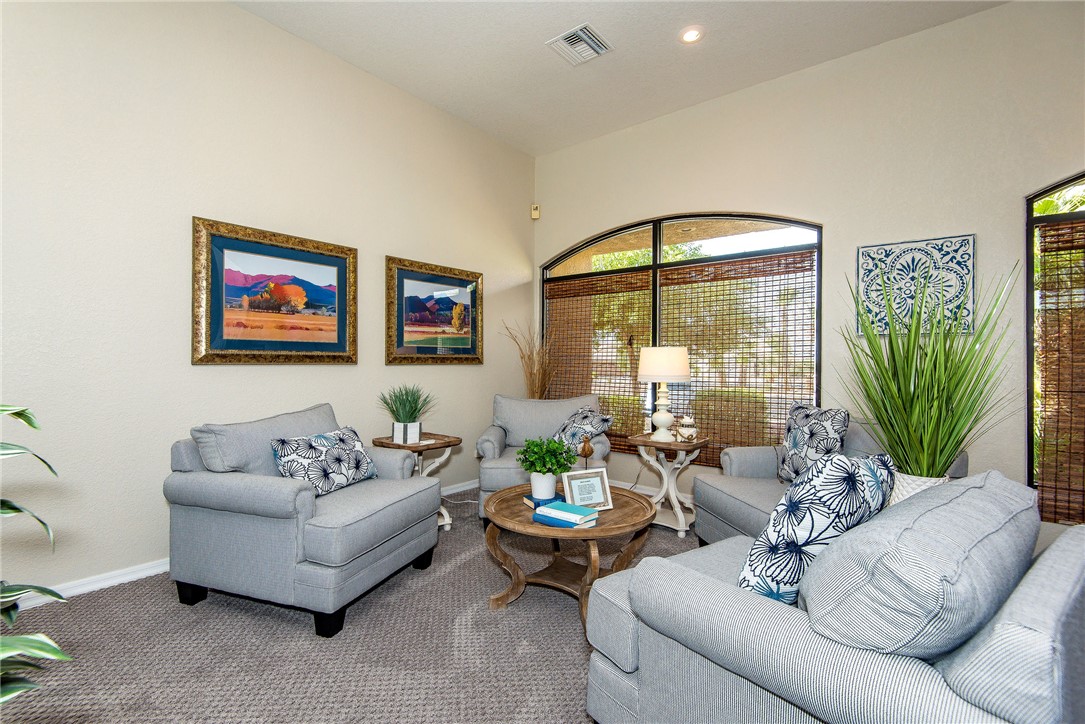 2227 E Bella Vista Drive