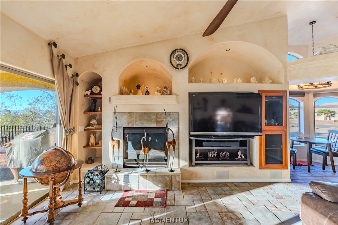 5643 S Club House Drive