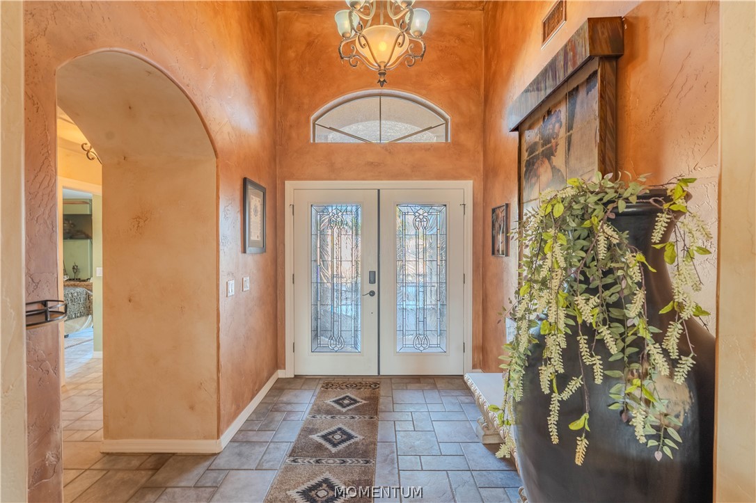 5643 S Club House Drive