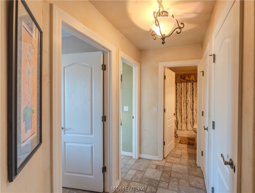5643 S Club House Drive