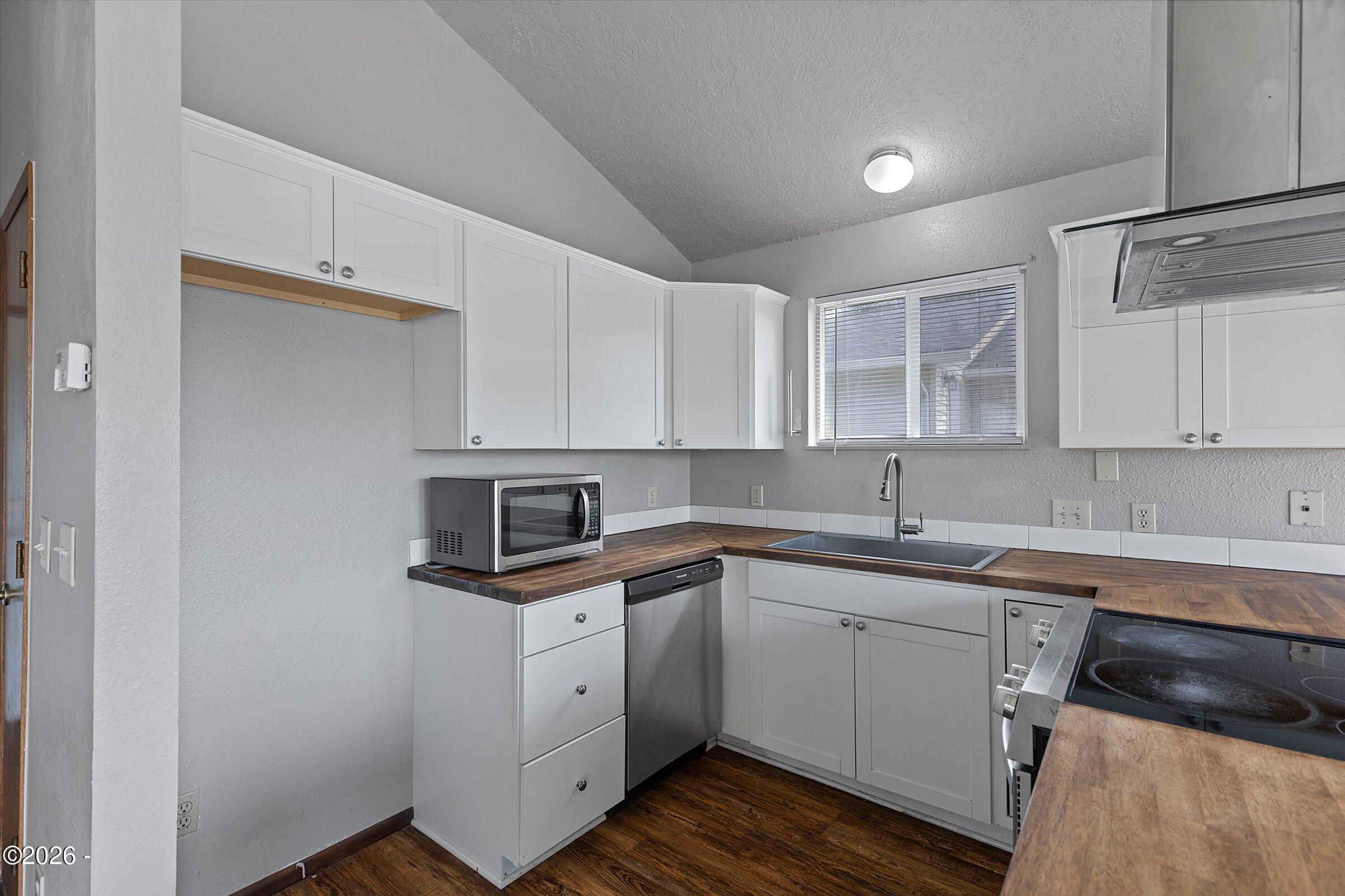 1754 NE 13th Street