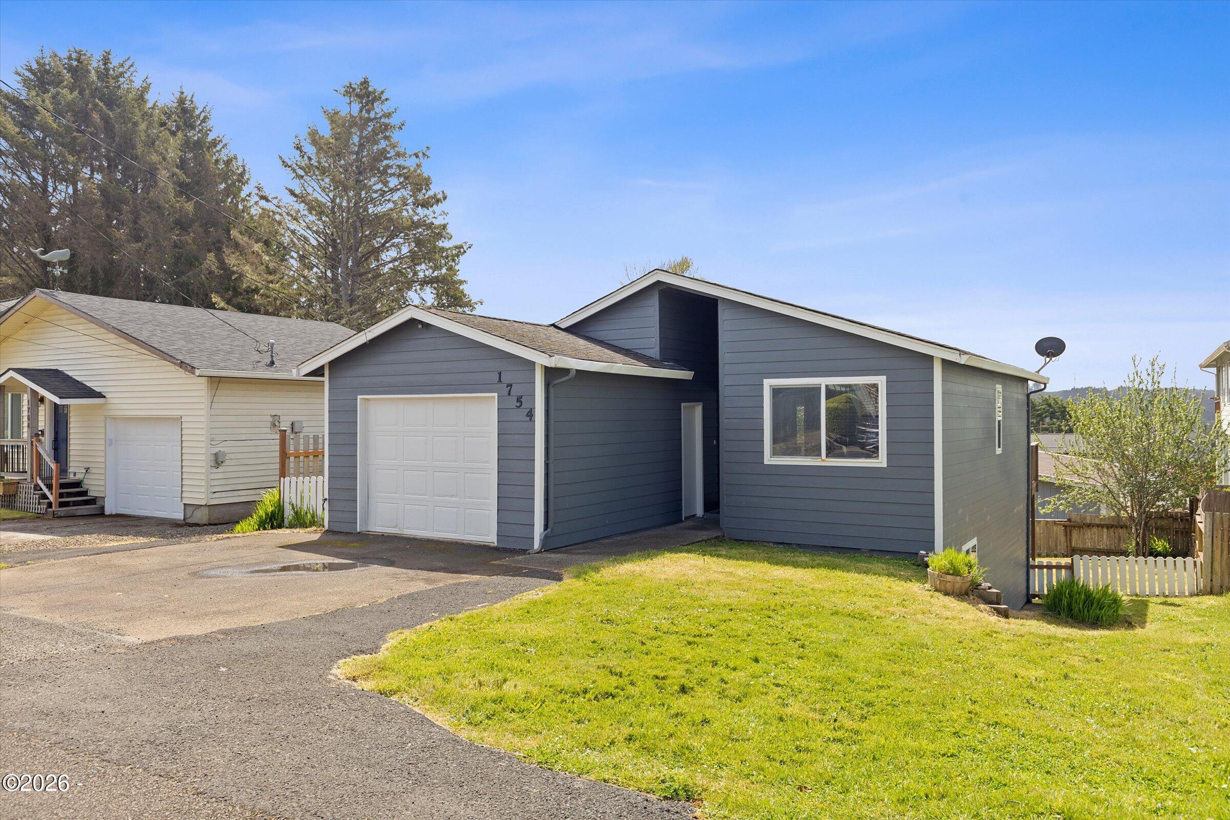 1754 NE 13th Street