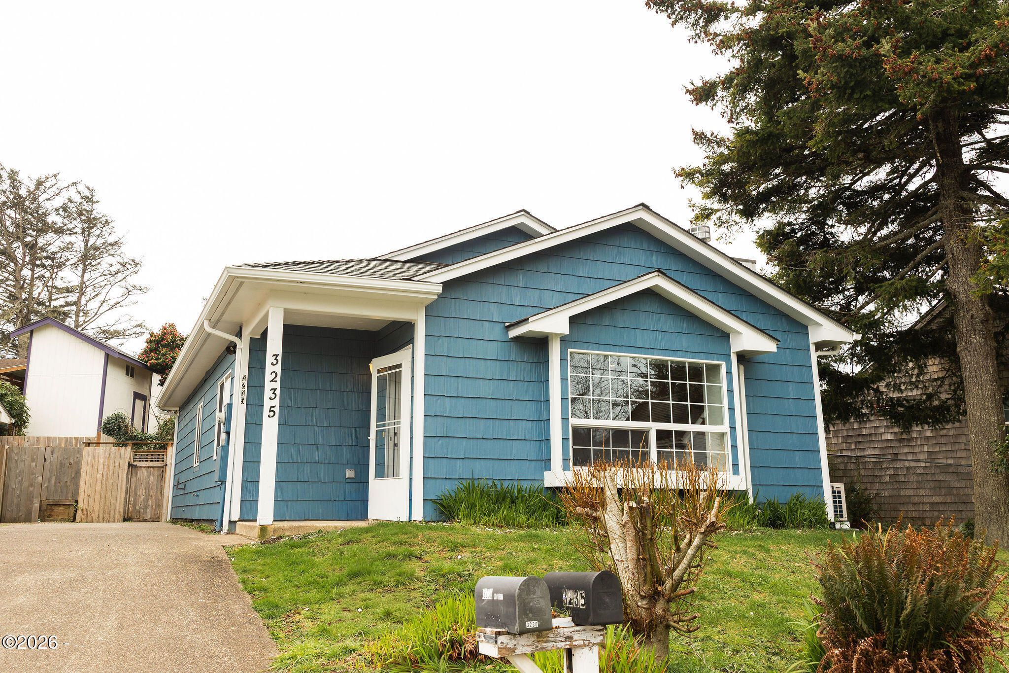 3235 NW Quay Drive