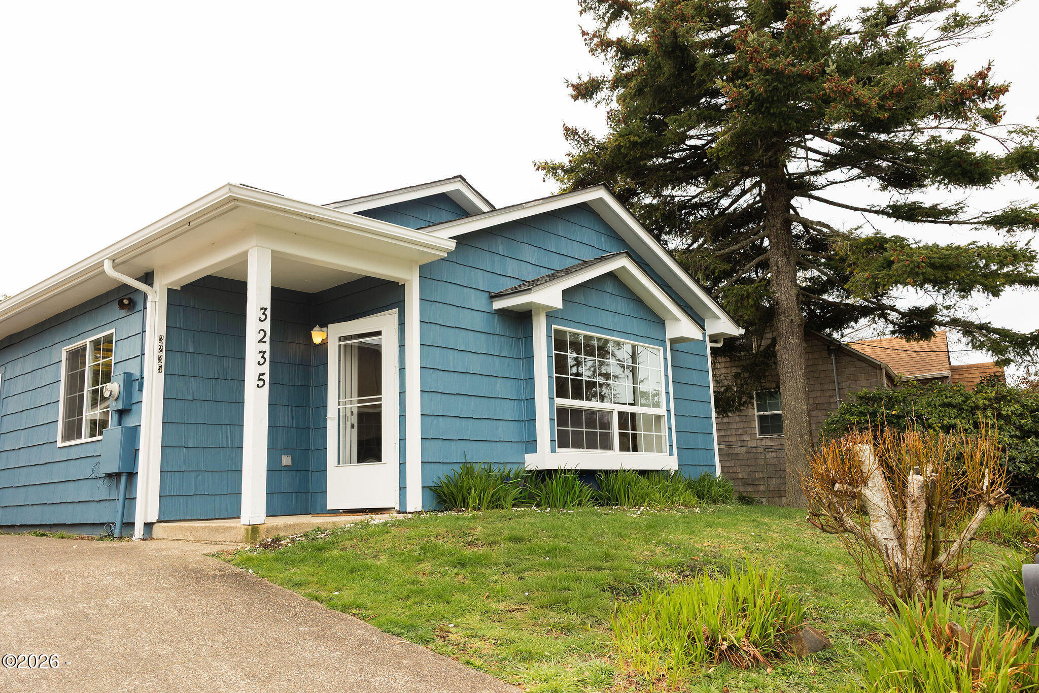 3235 NW Quay Drive