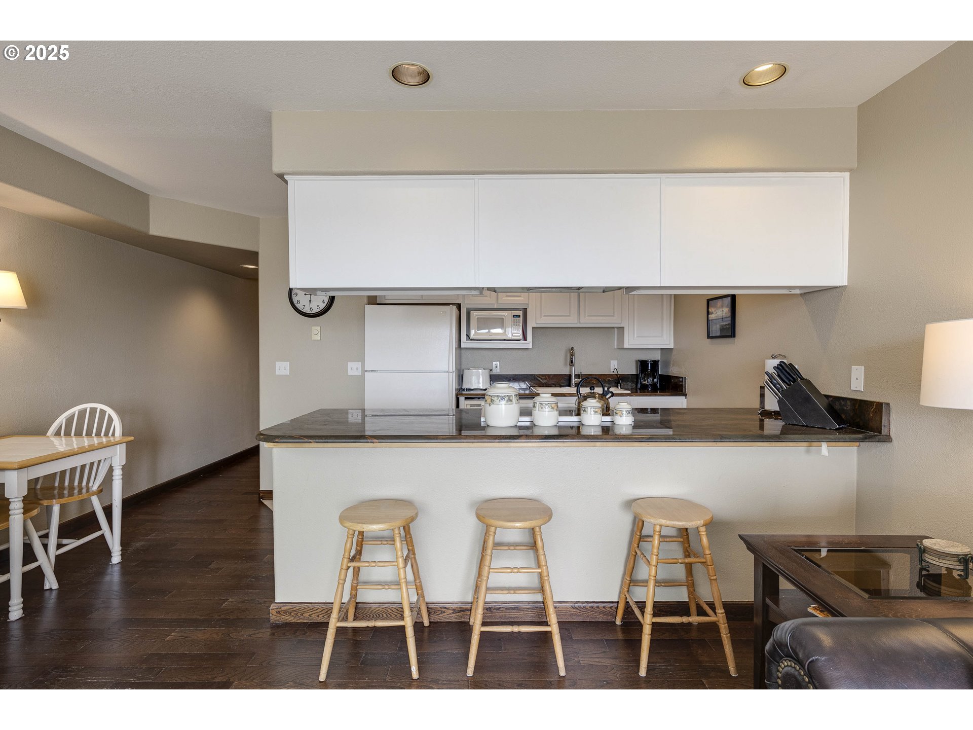 5201 SW HIGHWAY 101 310