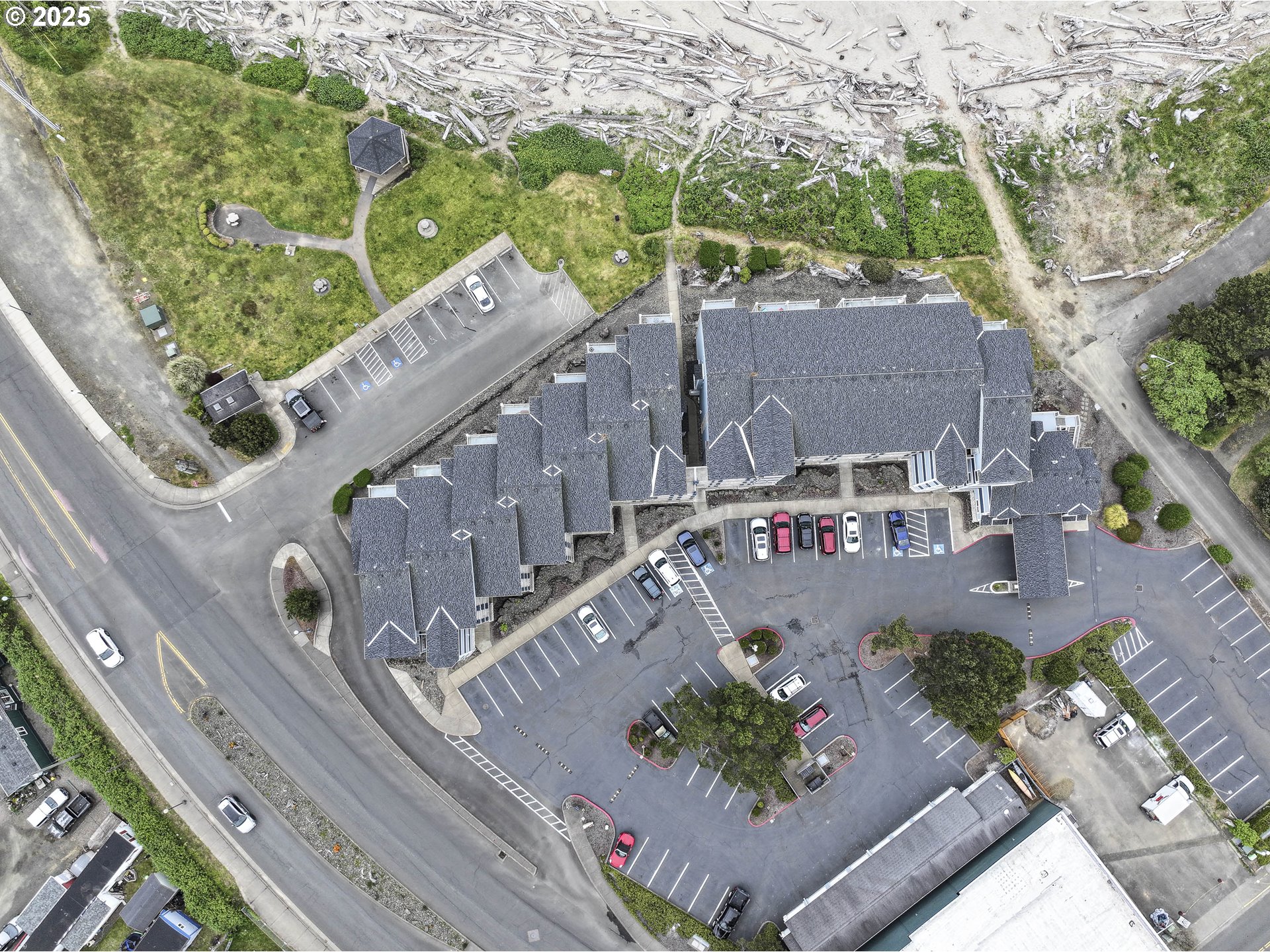 5201 SW HIGHWAY 101 310