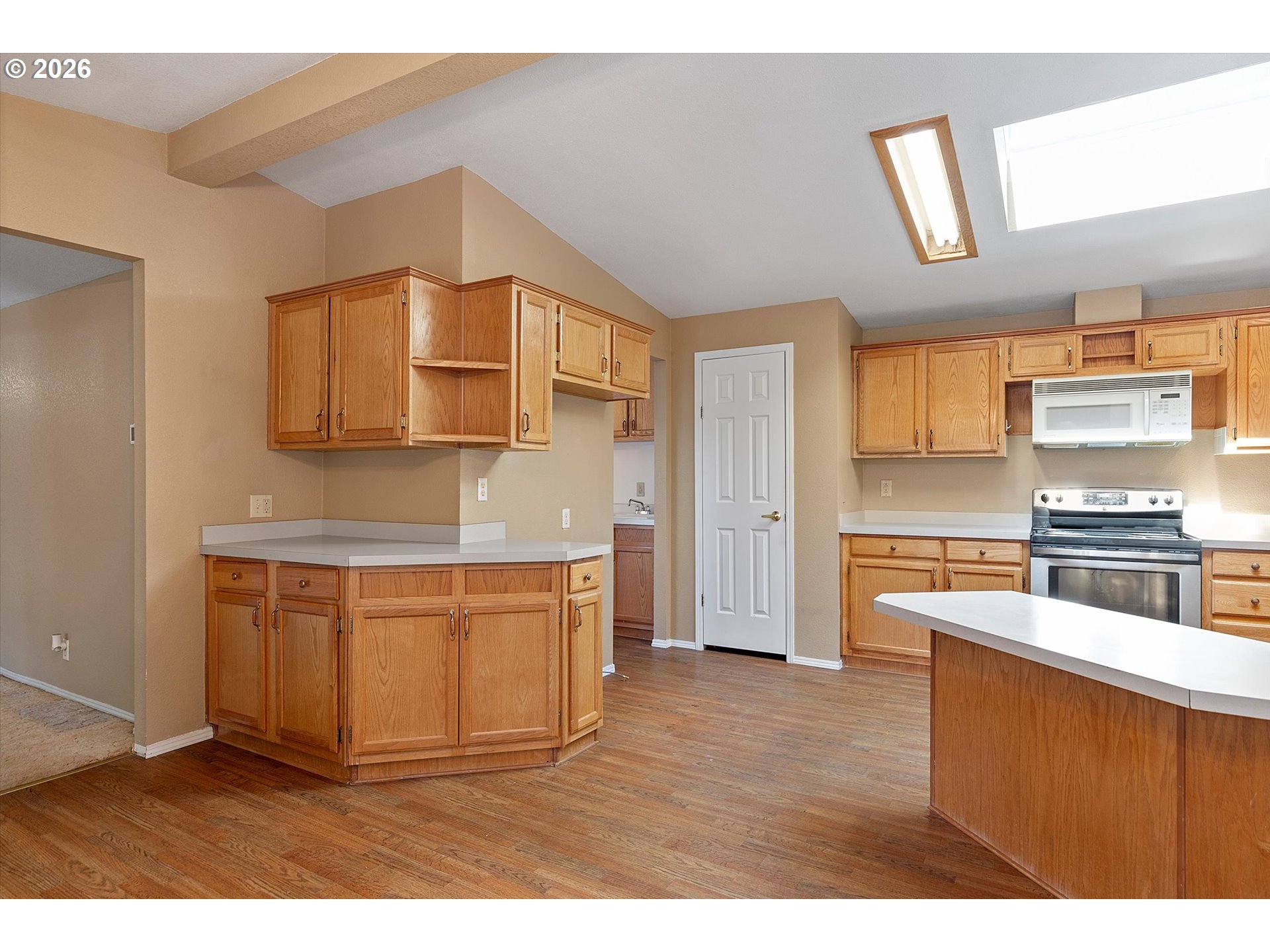 395 SEAGROVE LOOP