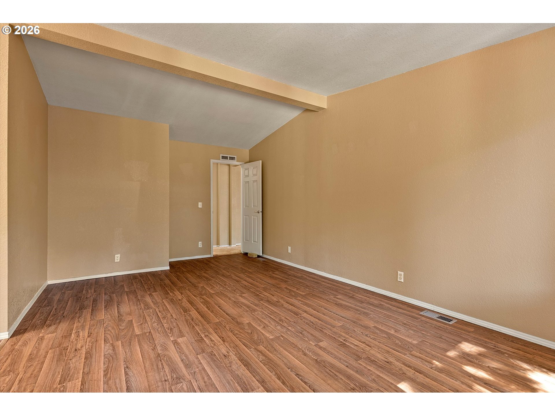 395 SEAGROVE LOOP