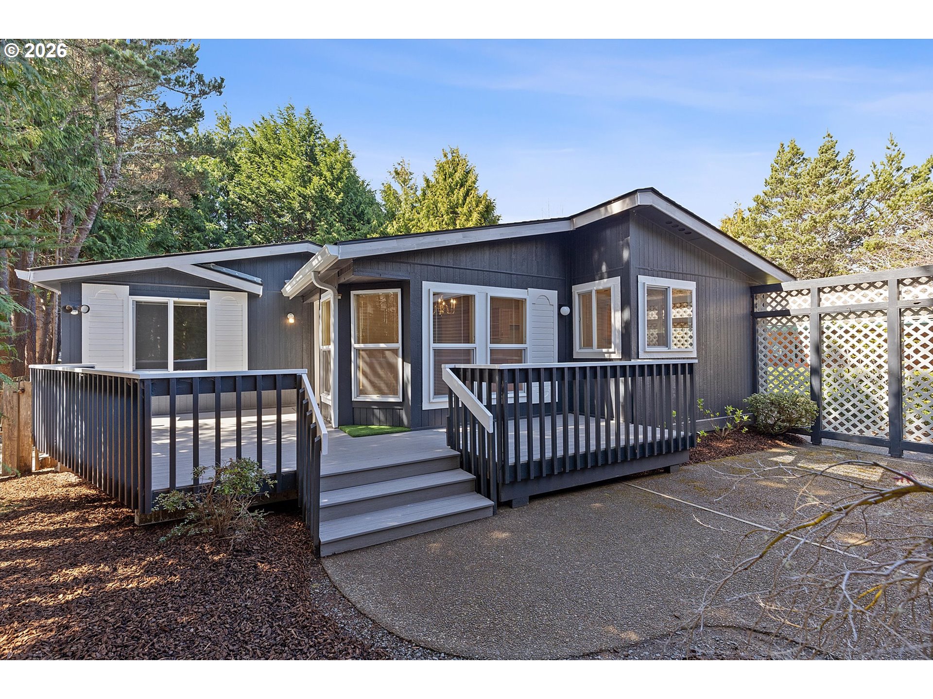 395 SEAGROVE LOOP