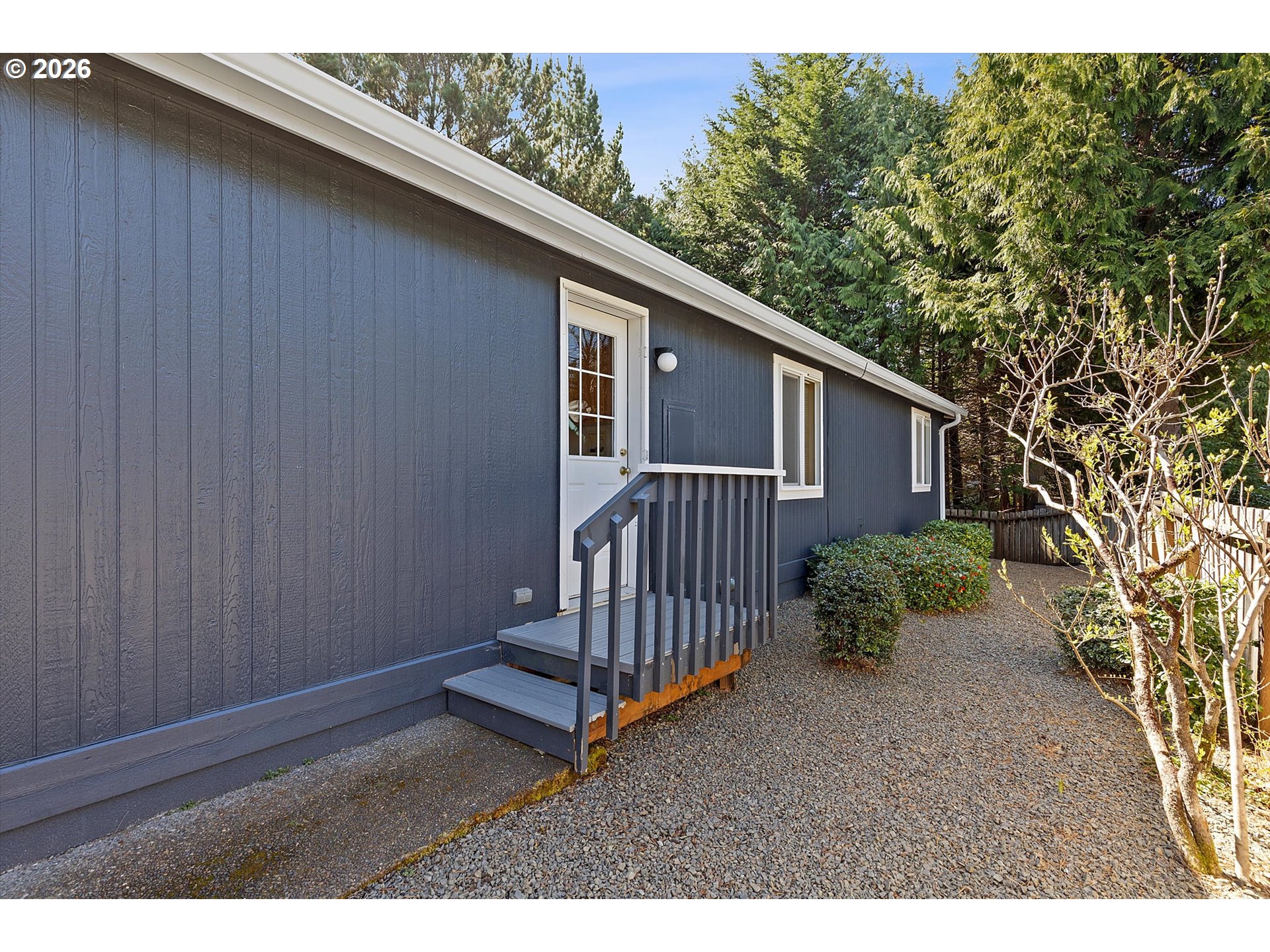 395 SEAGROVE LOOP