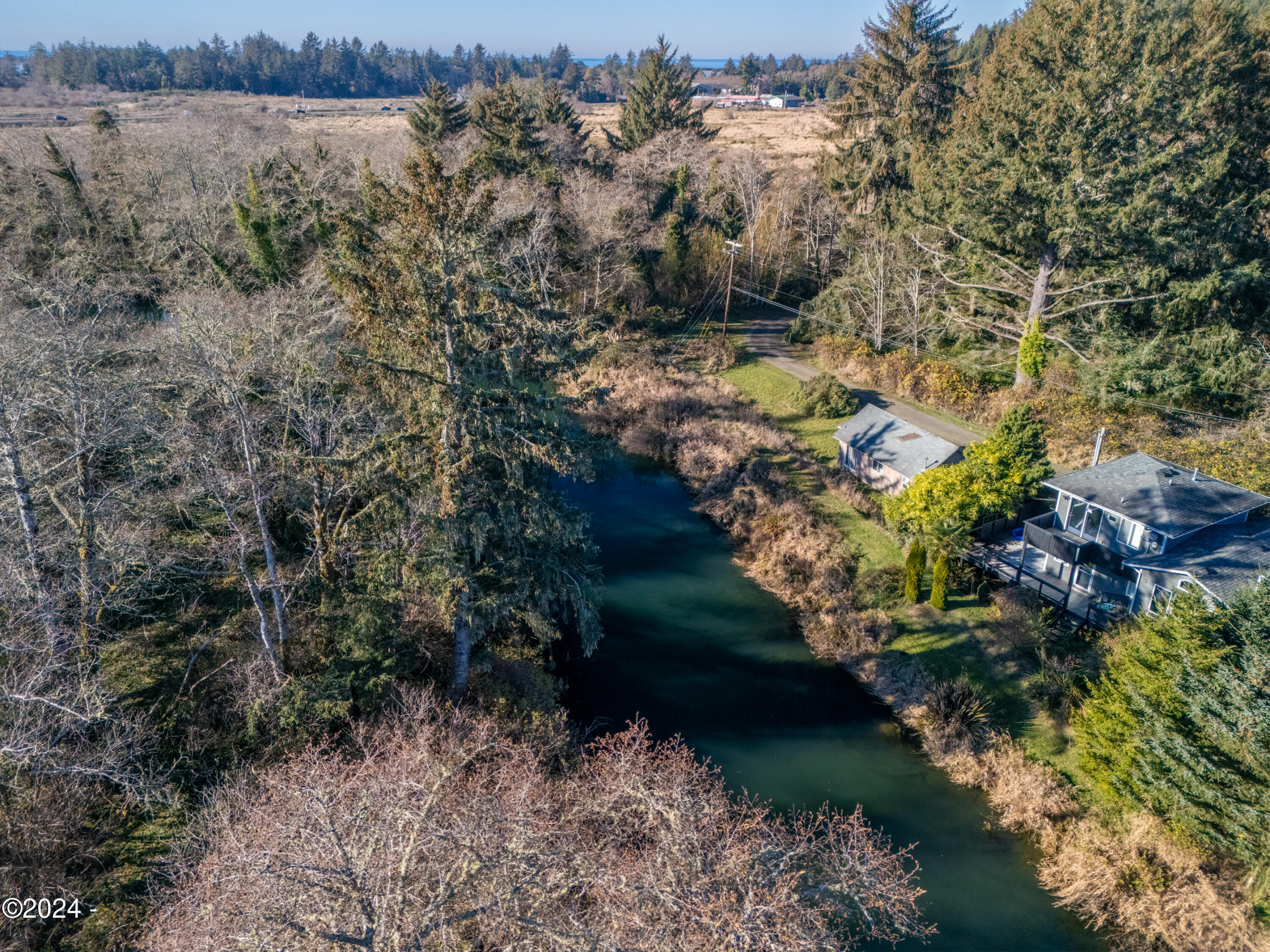 320 S Drift Creek Rd