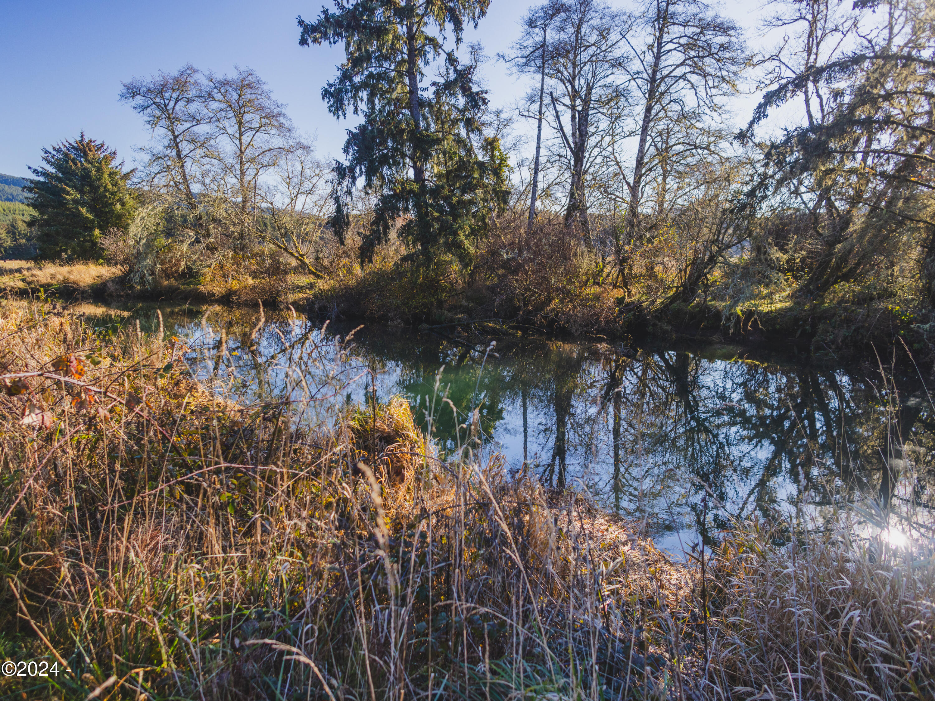320 S Drift Creek Rd