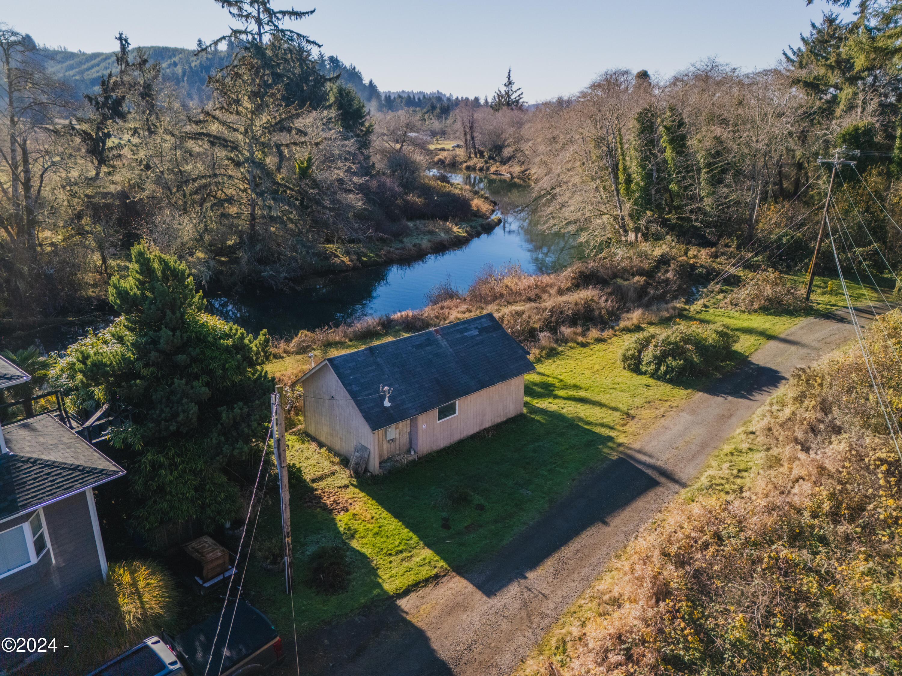 320 S Drift Creek Rd