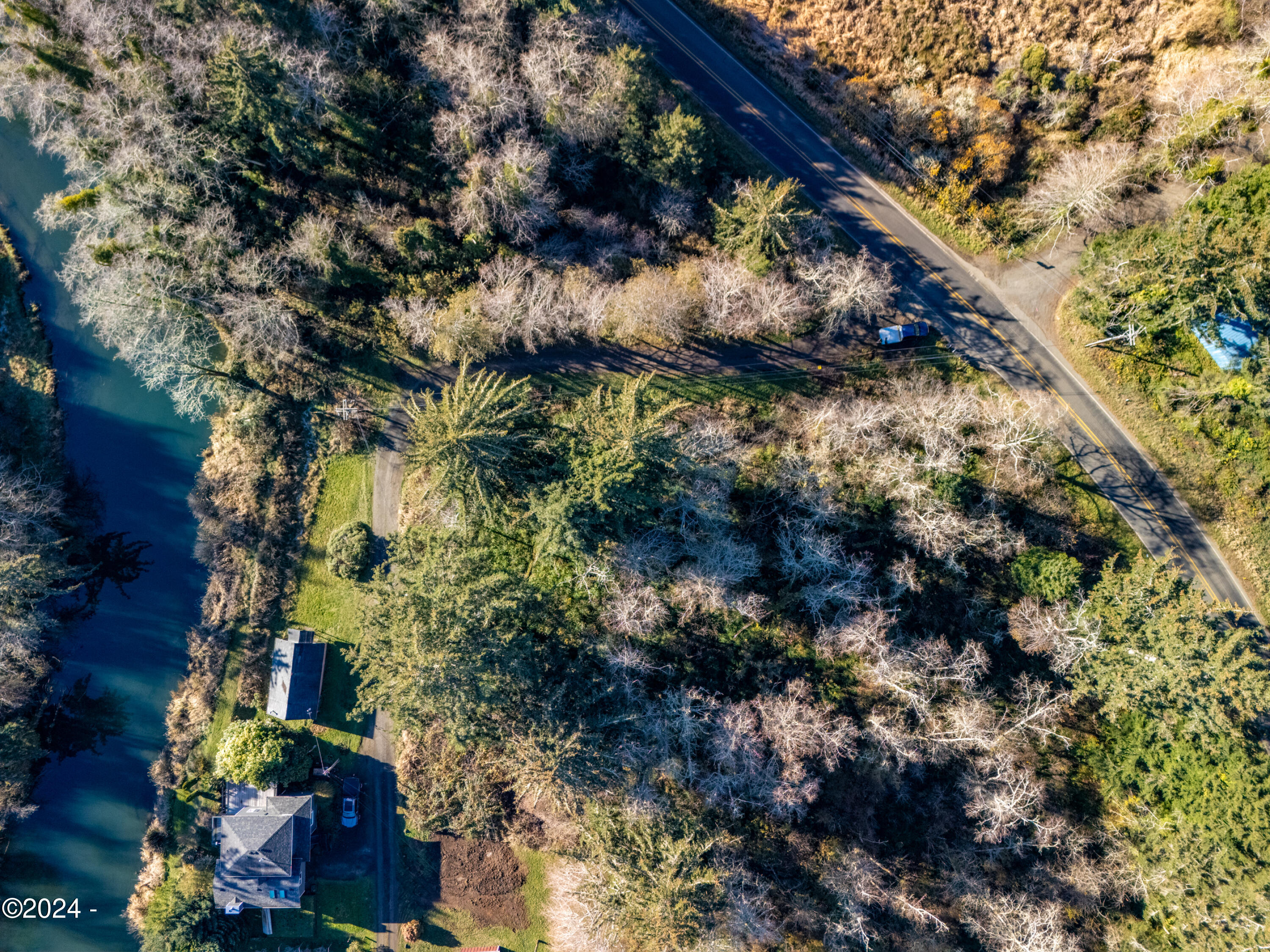 320 S Drift Creek Rd