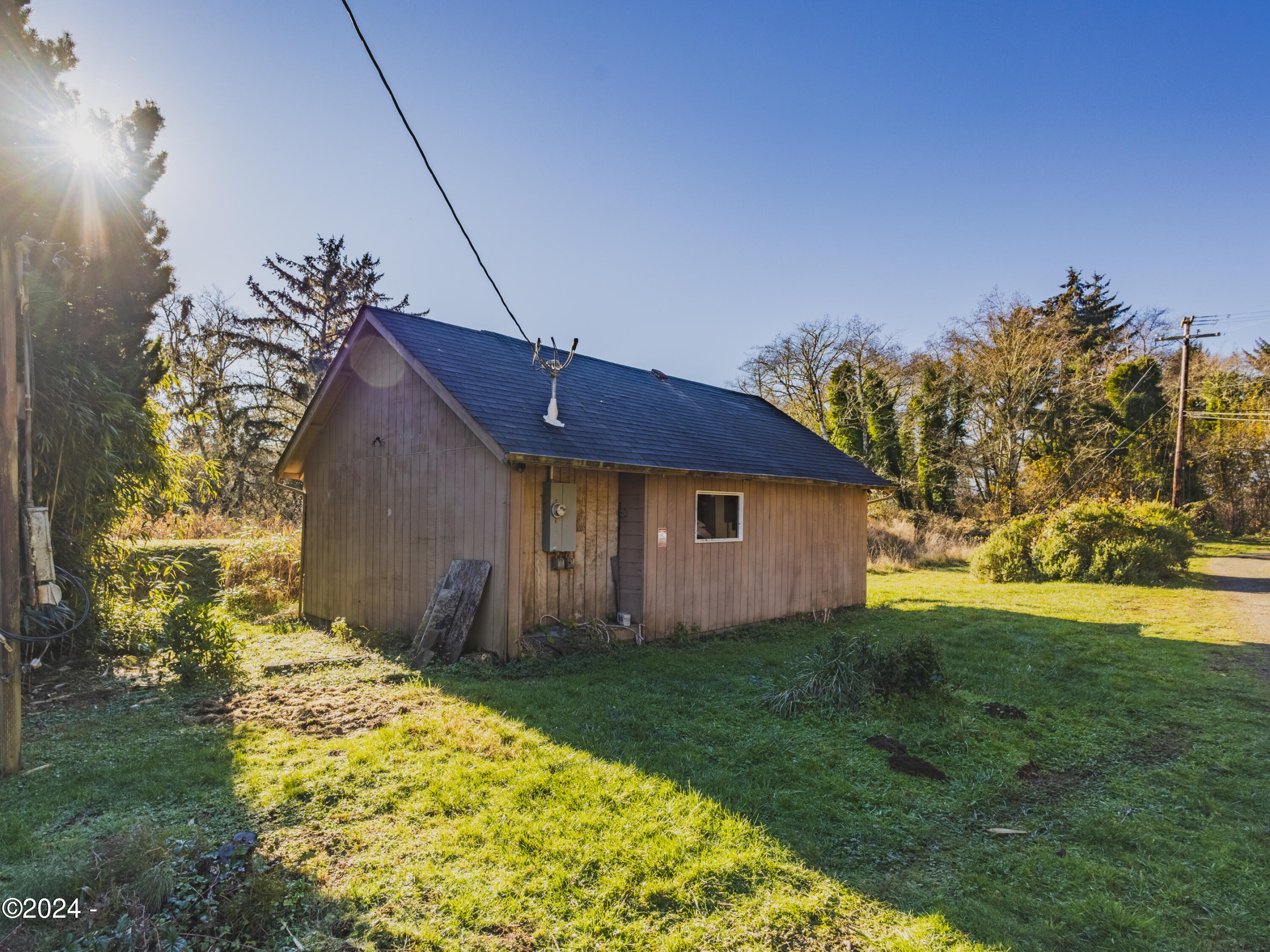 320 S Drift Creek Rd