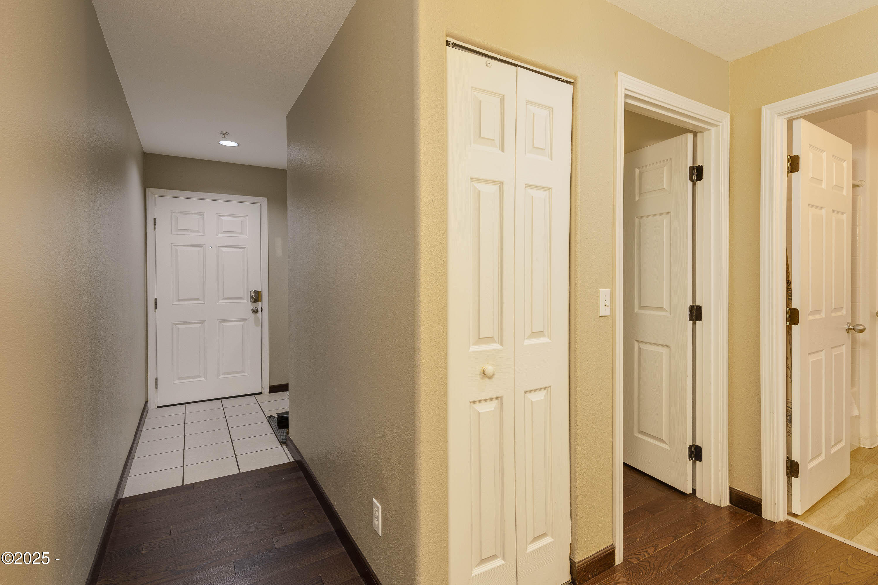 5201 SW Hwy 101, 310