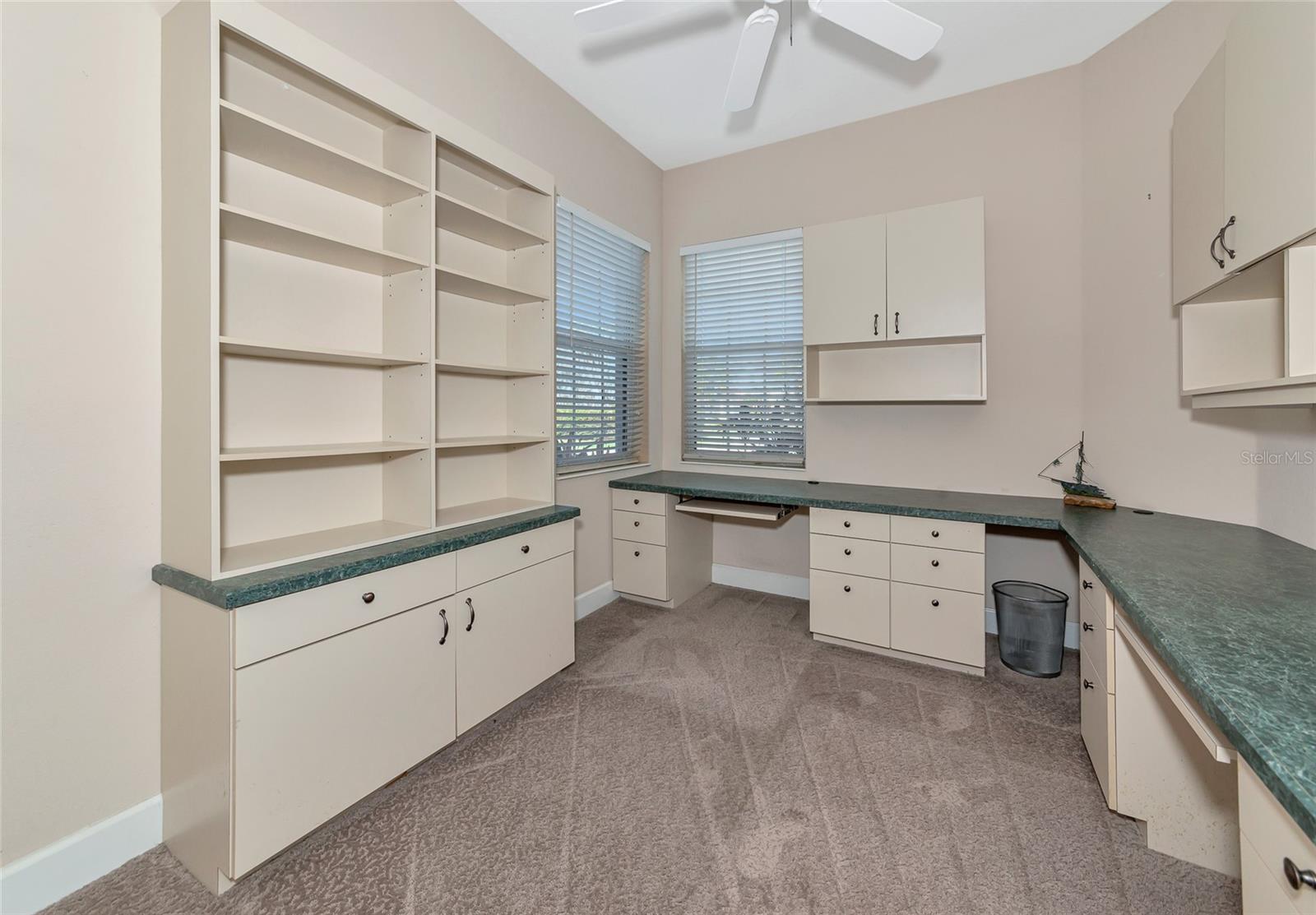 9415 DISCOVERY TER #101A