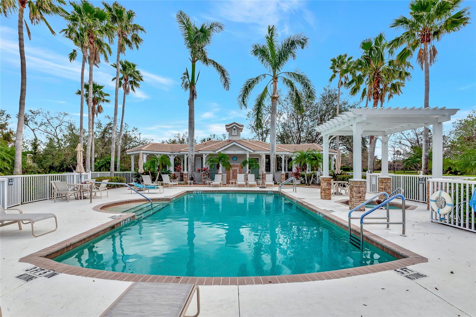 8310 TARTAN FIELDS CIR