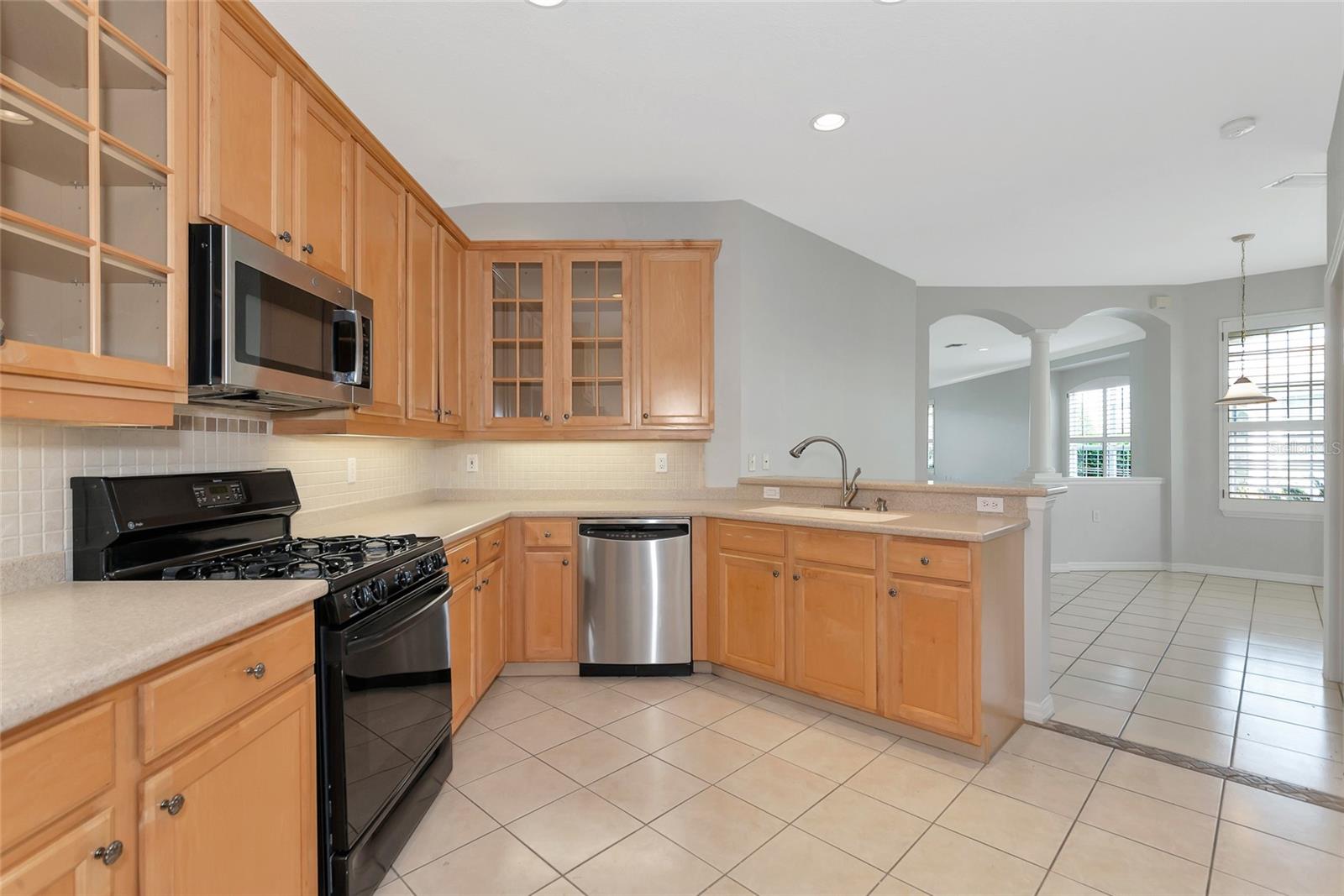 8310 TARTAN FIELDS CIR