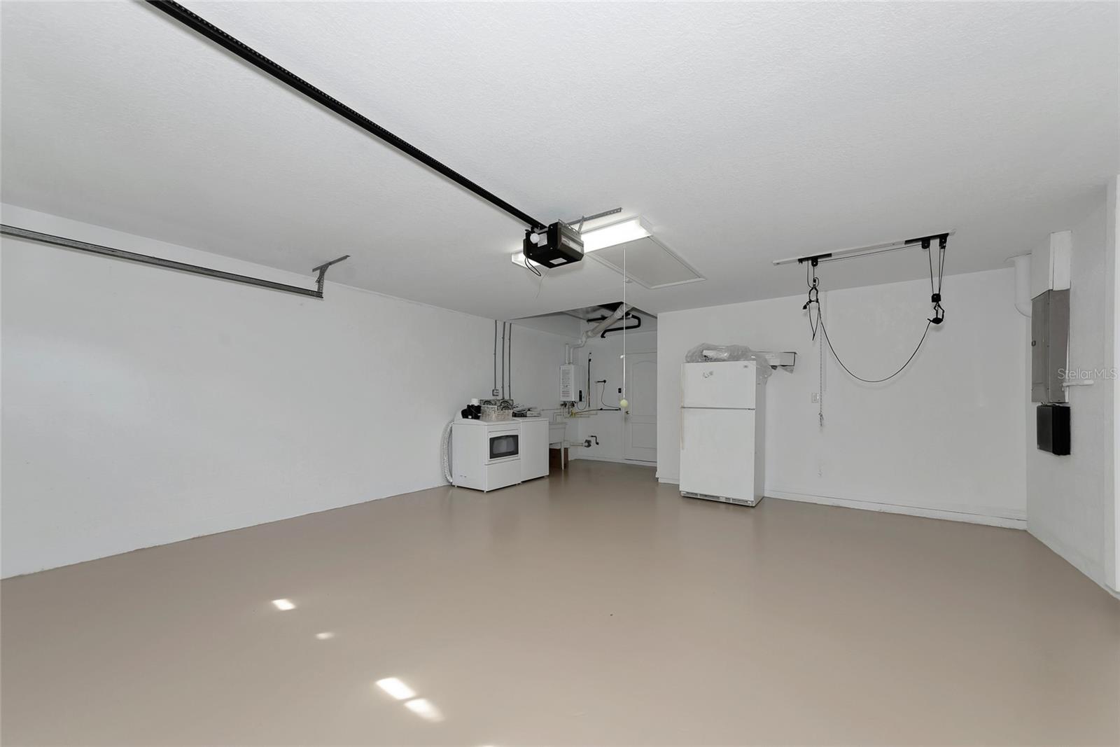 8310 TARTAN FIELDS CIR